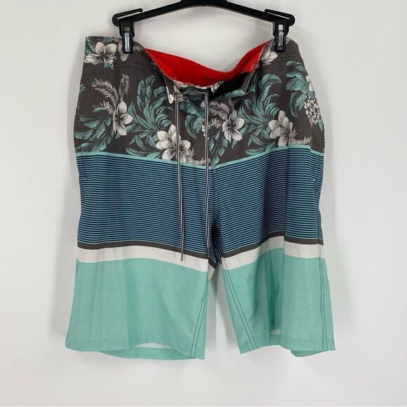 GoodFellow & Co Men’s Color Block Board Shorts Swim Trunks size 36 - Picture 1 of 3